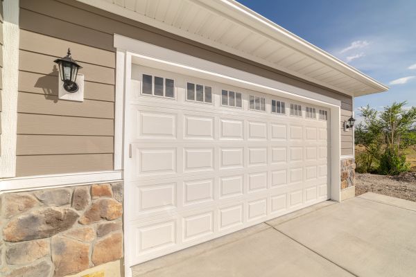 Garage Lifting in Lady Lake